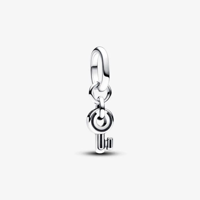 Pandora ME Anahtar Mini Sallantılı Charm 793084C00 - 1